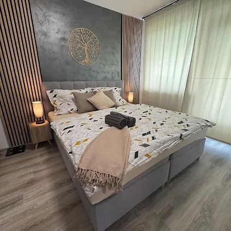 Lägenhet Apartman Mico